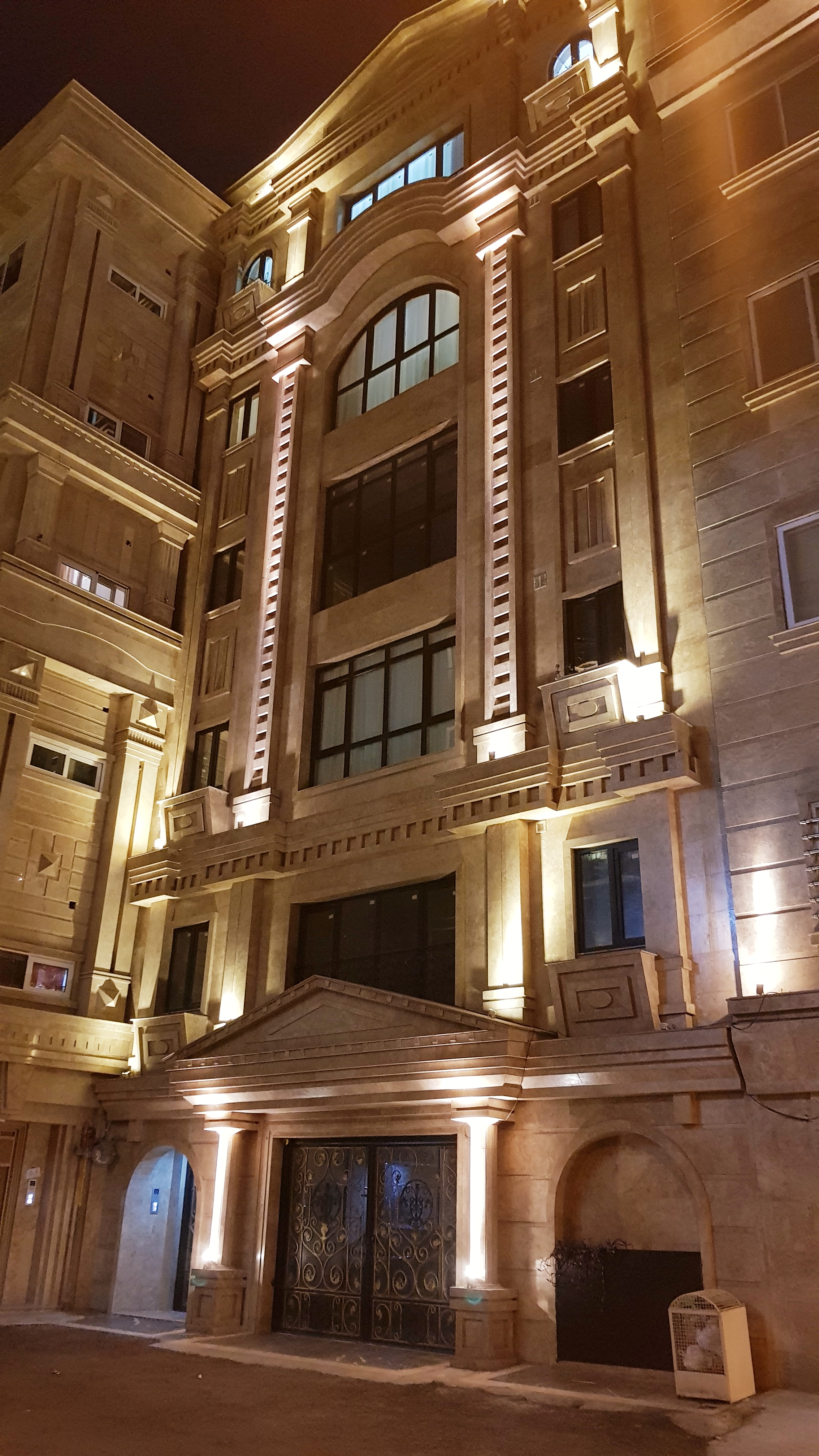 Tabari residential building